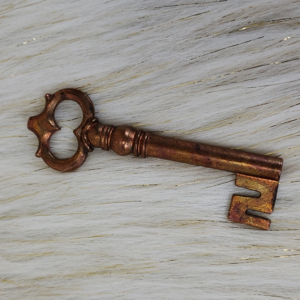 Decorative Key - Picture 3 of 5